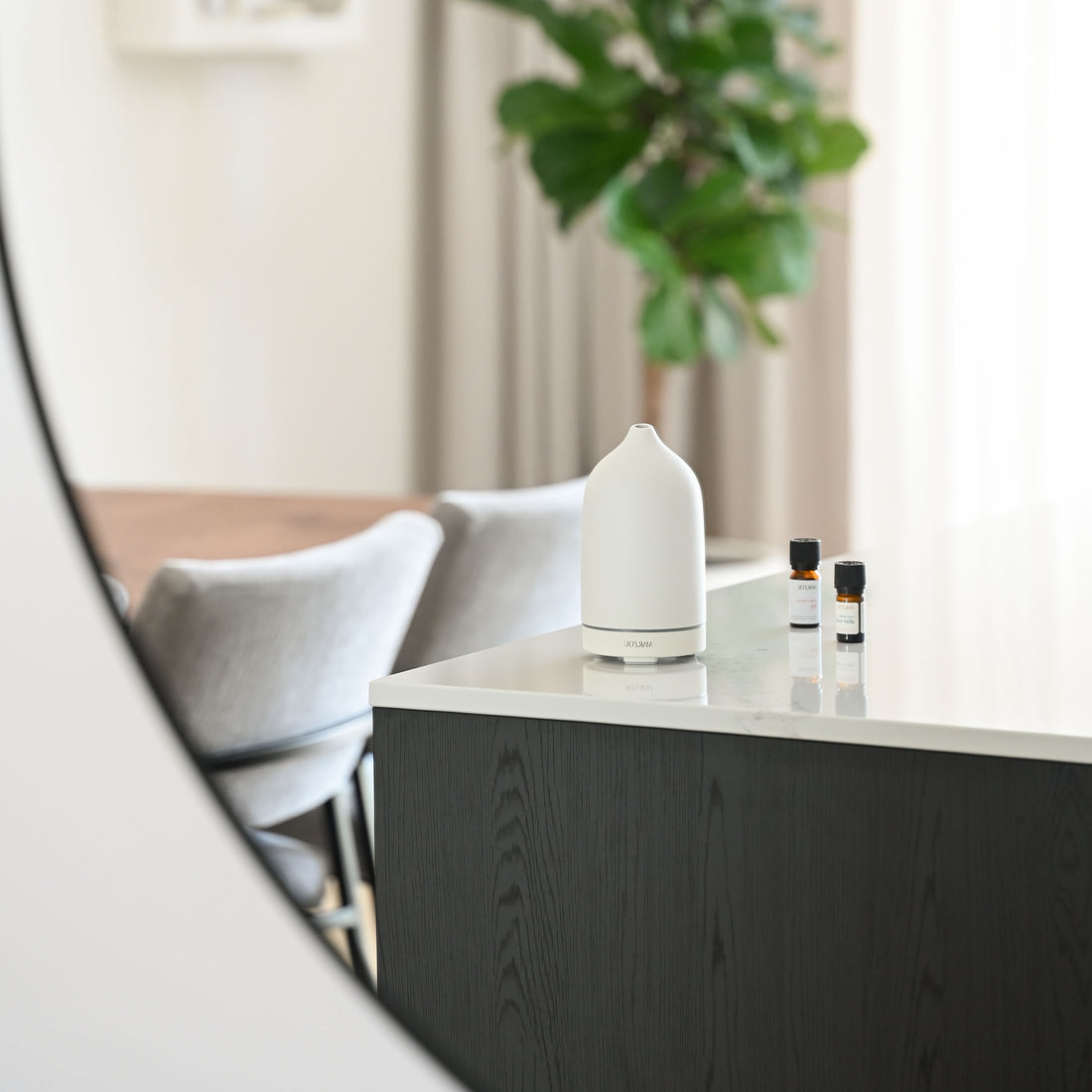 Ceramic aroma diffuser - White
