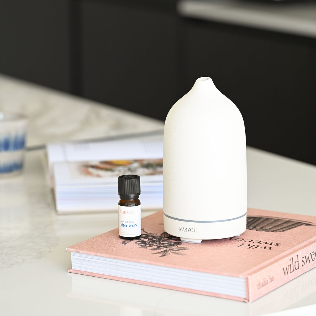 Ceramic aroma diffuser - White