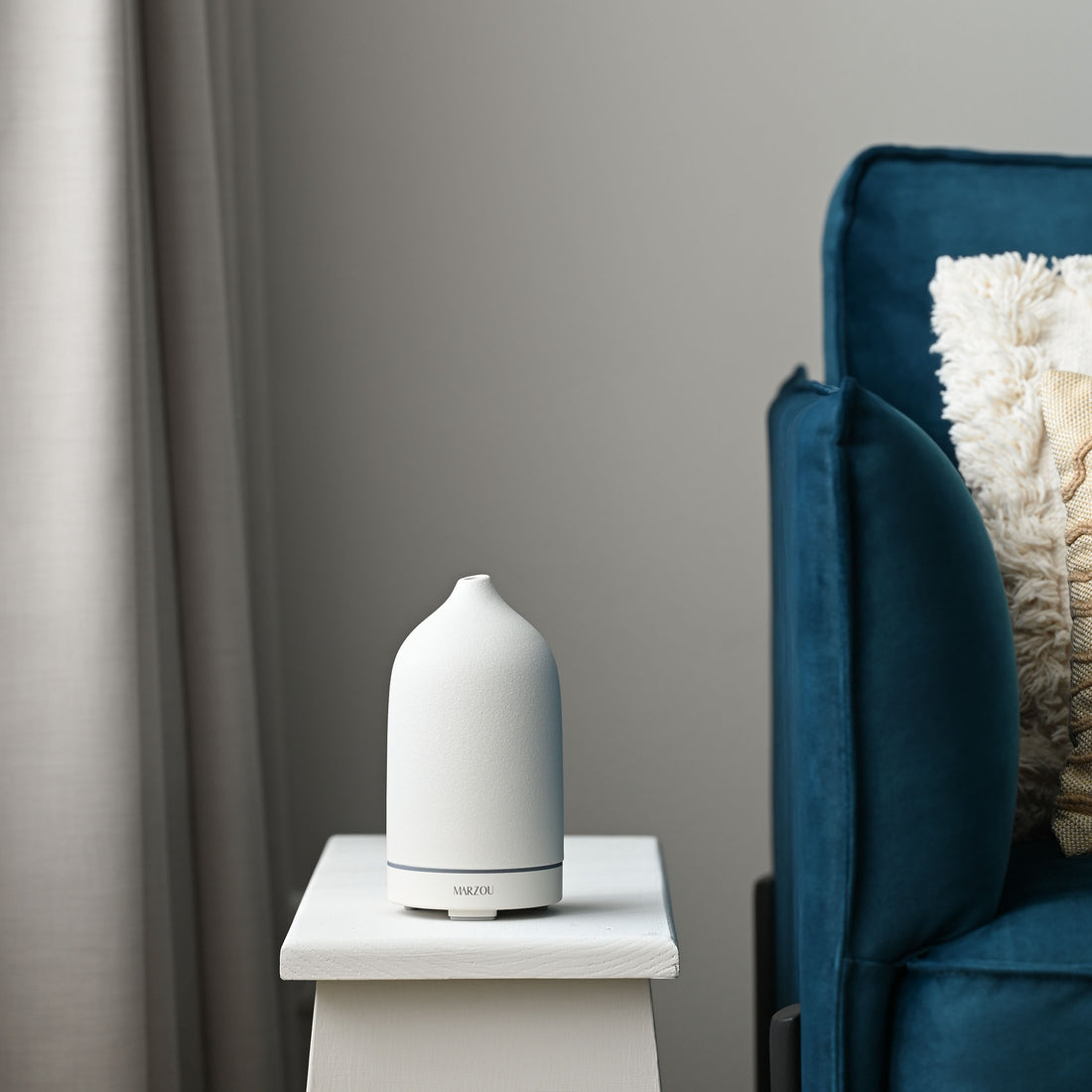 Ceramic aroma diffuser - White
