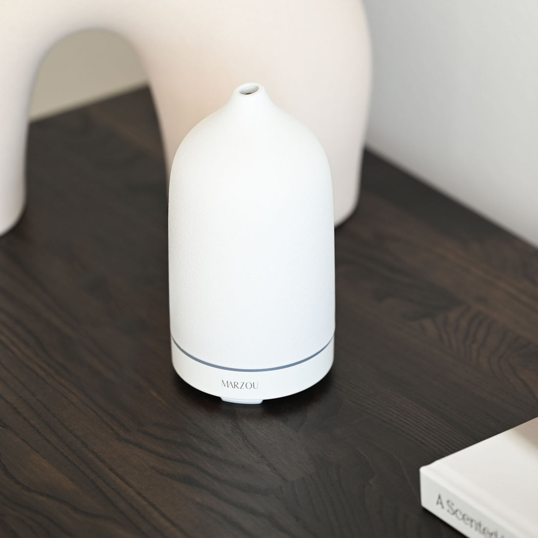 Ceramic aroma diffuser - White