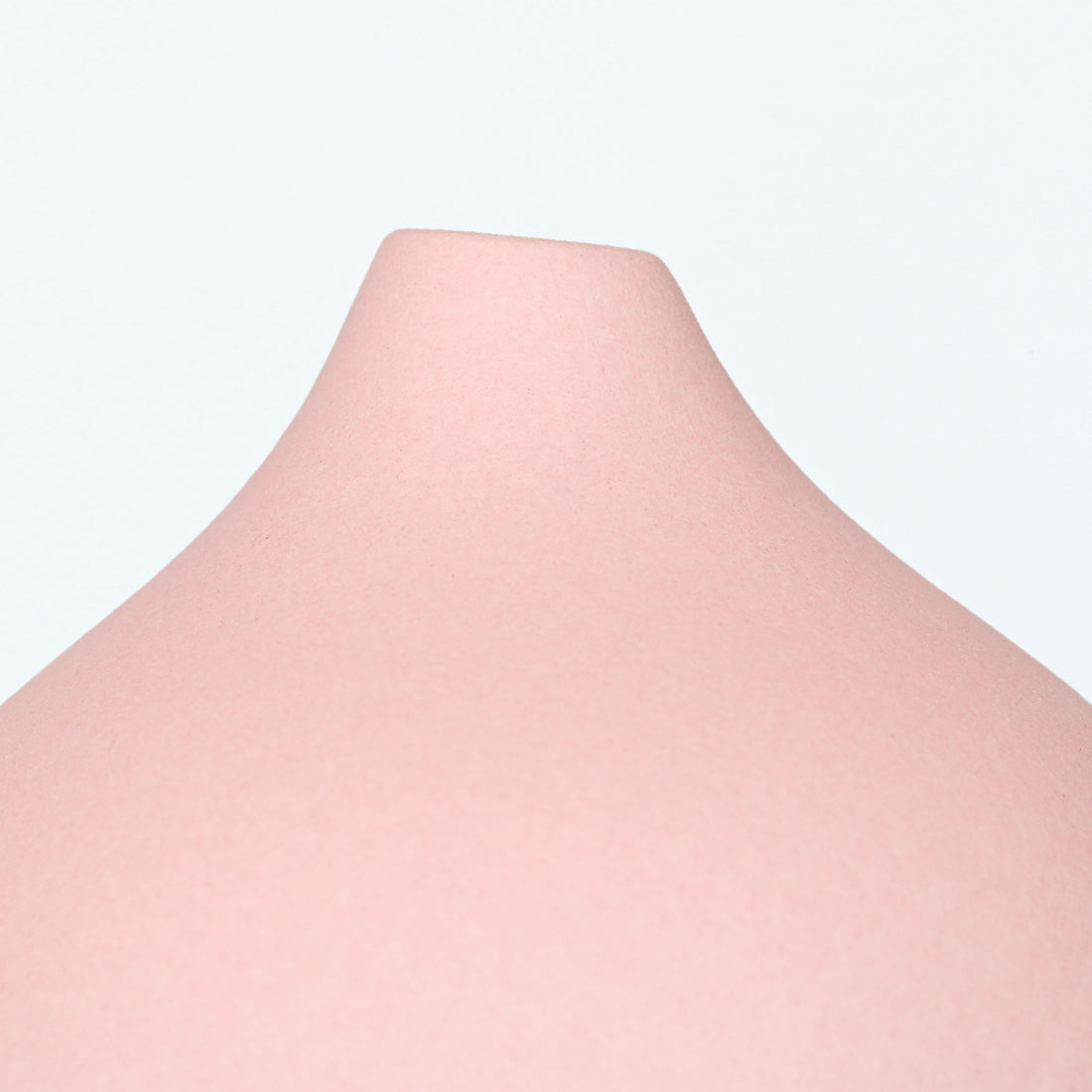 Marzou ceramic aroma diffuser Lotus Pink - close-up